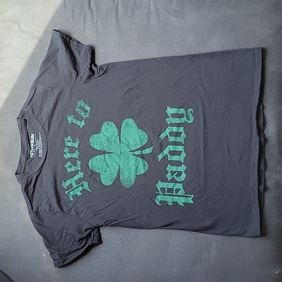 🖤 St. Paddy Tee - Picture 1 of 4